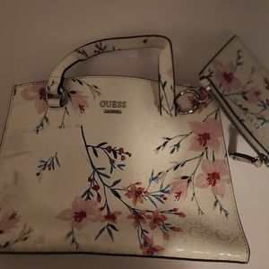 GUESS HAND BAG WITH WALLET